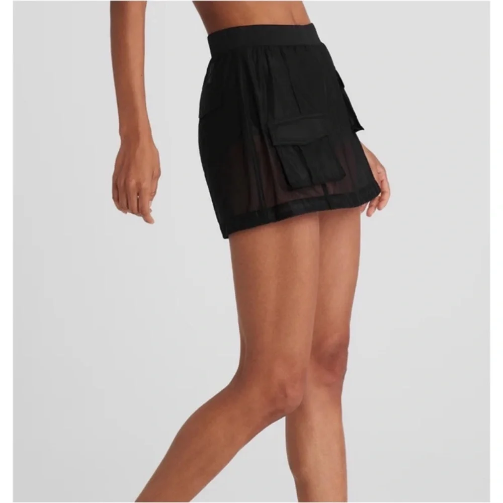 Alo yoga sheer cargo skirt brown small